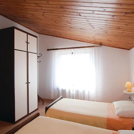 2 Bedroom Awesome In