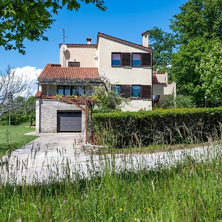 Manjadvorci Croatia